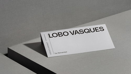 平面设计 Lobo Vasques 精品律师事务所品牌形象设计